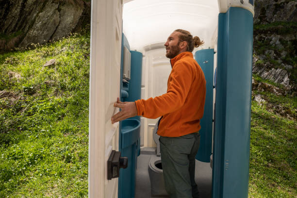Best Construction site porta potty rental  in Evanston, IL